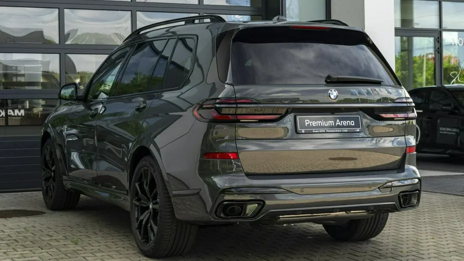 BMW X7 -