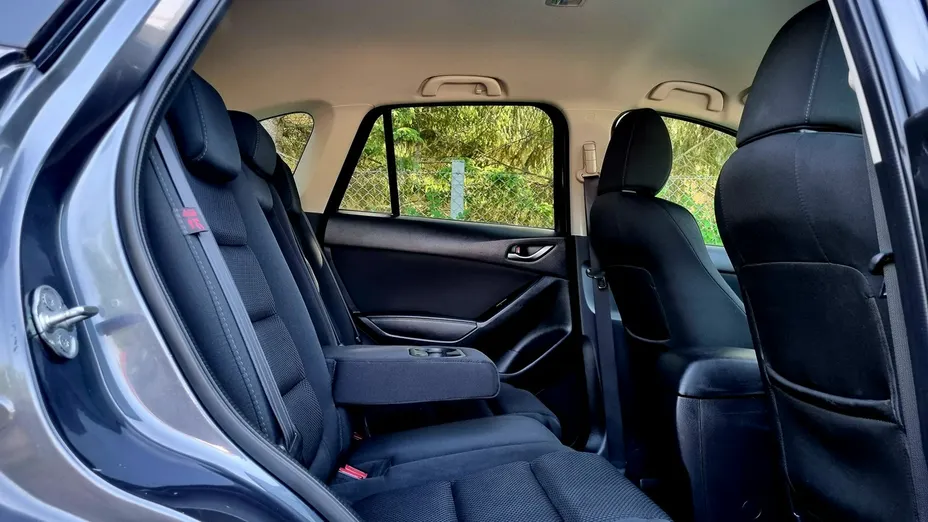 MAZDA CX-5 -