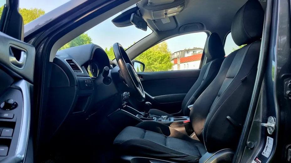 MAZDA CX-5 -