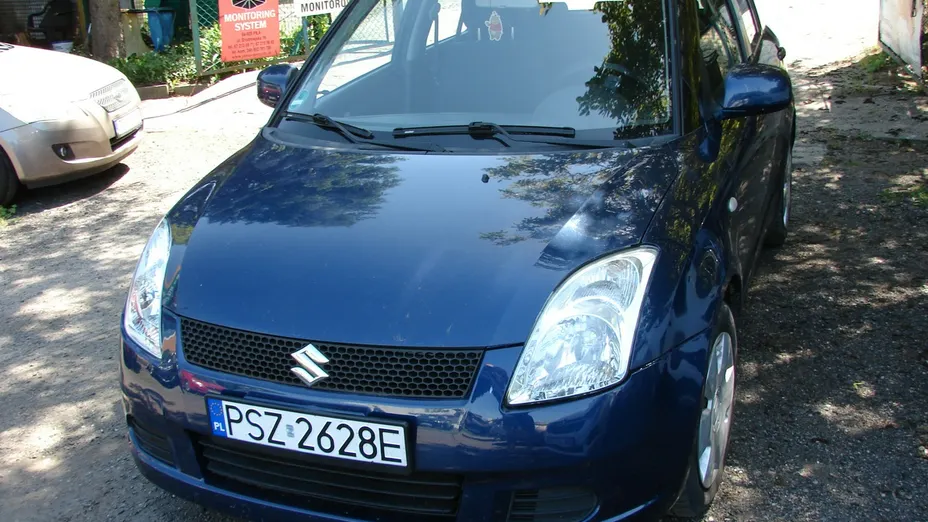 SUZUKI Swift -