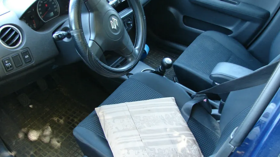 SUZUKI Swift -