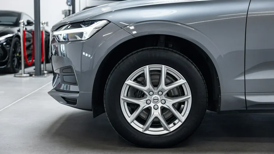 VOLVO XC60 -