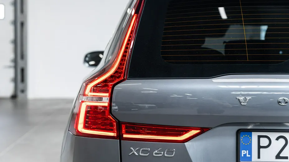 VOLVO XC60 -