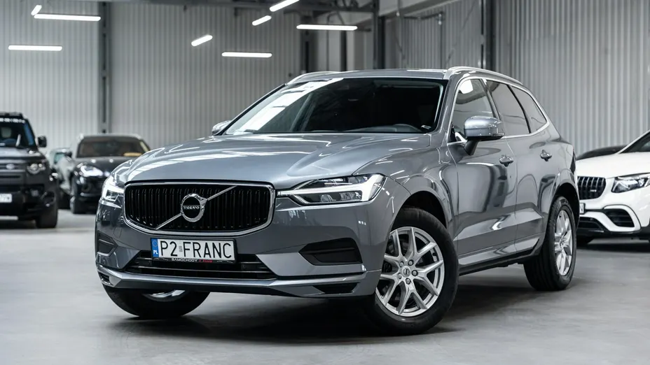 VOLVO XC60 -