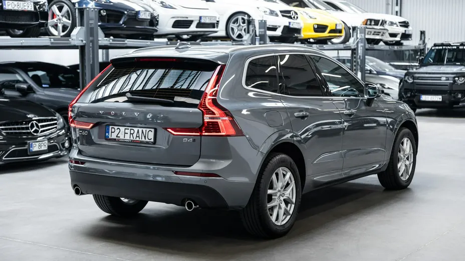 VOLVO XC60 -