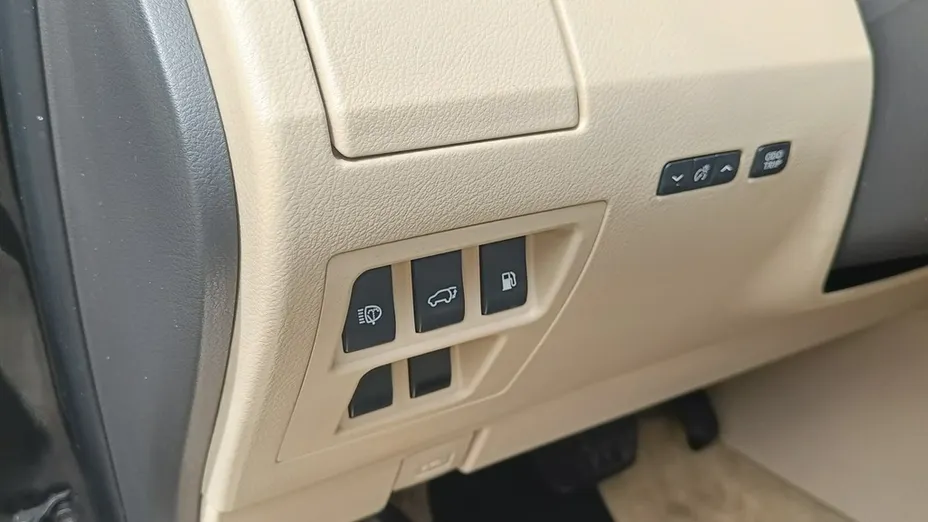 LEXUS RX -