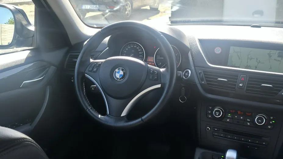 BMW X1 -