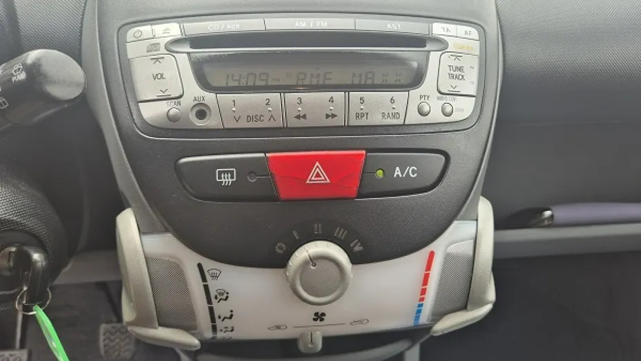 CITROEN C1 -