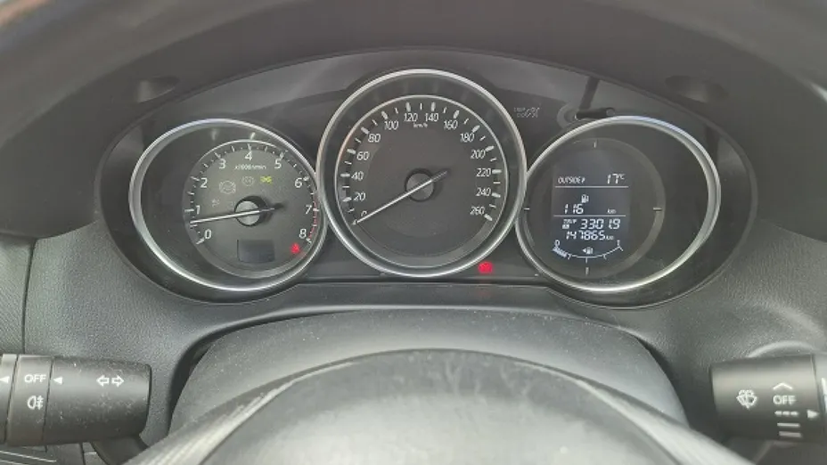 MAZDA CX-5 -