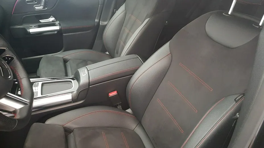 MERCEDES-BENZ GLA -