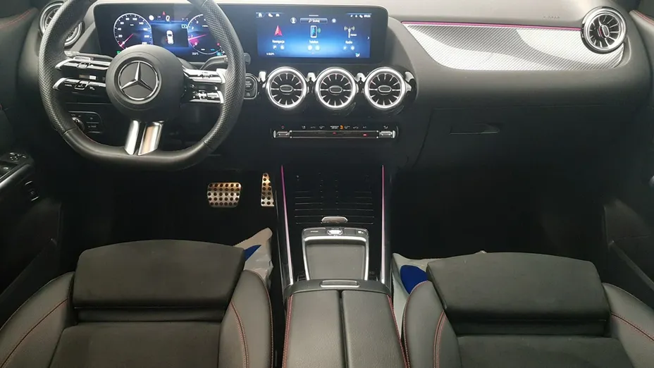 MERCEDES-BENZ GLA -