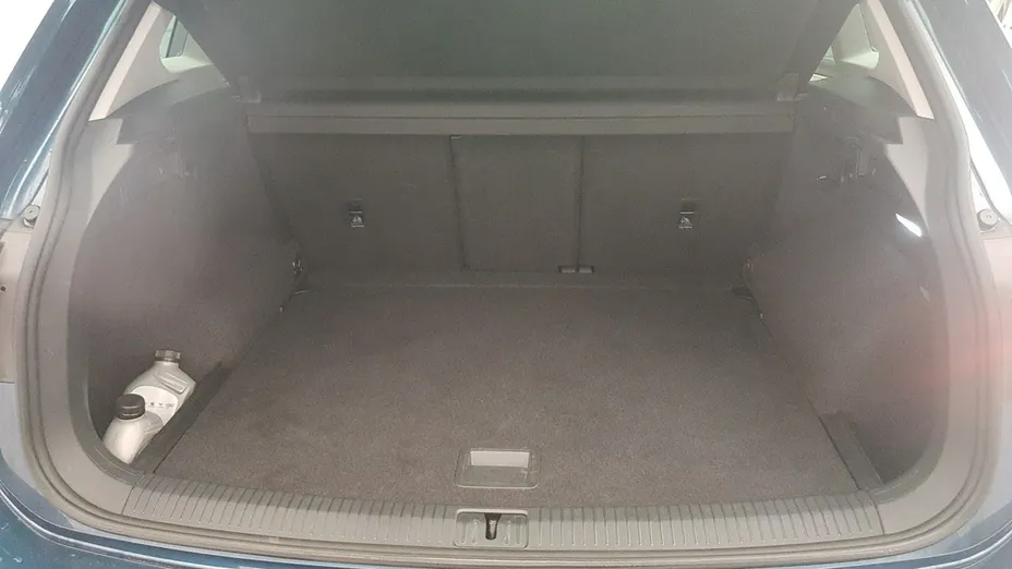VOLKSWAGEN Tiguan -
