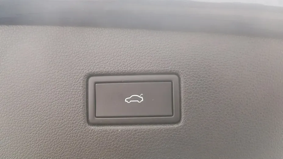 VOLKSWAGEN Tiguan -