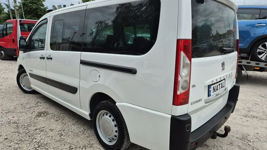 PEUGEOT Expert -