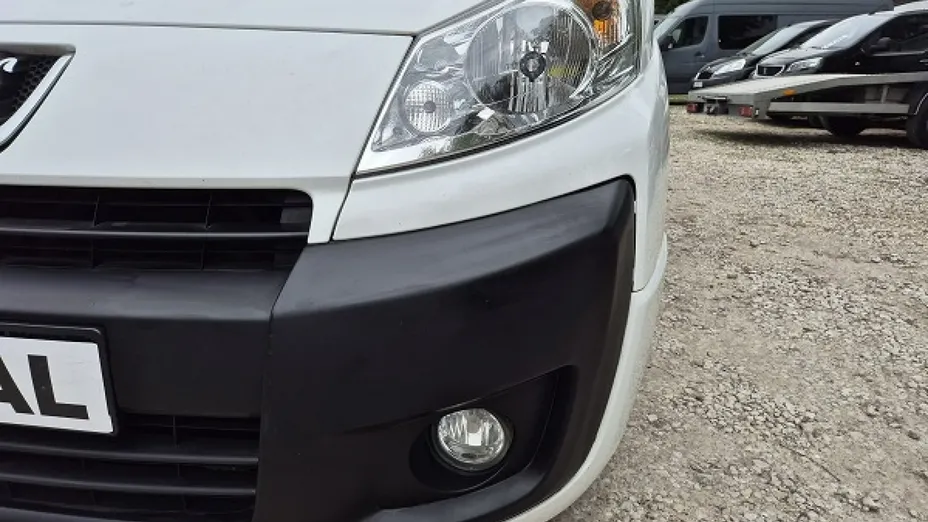 PEUGEOT Expert -