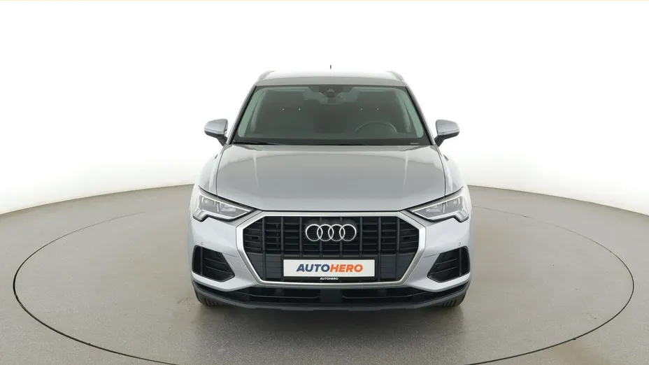 AUDI Q3 -
