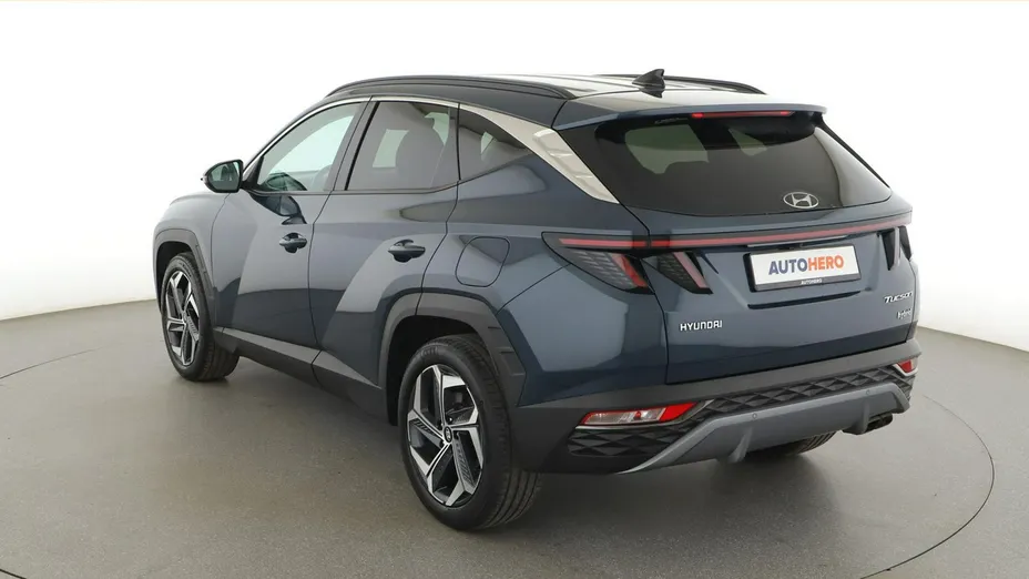HYUNDAI Tucson -
