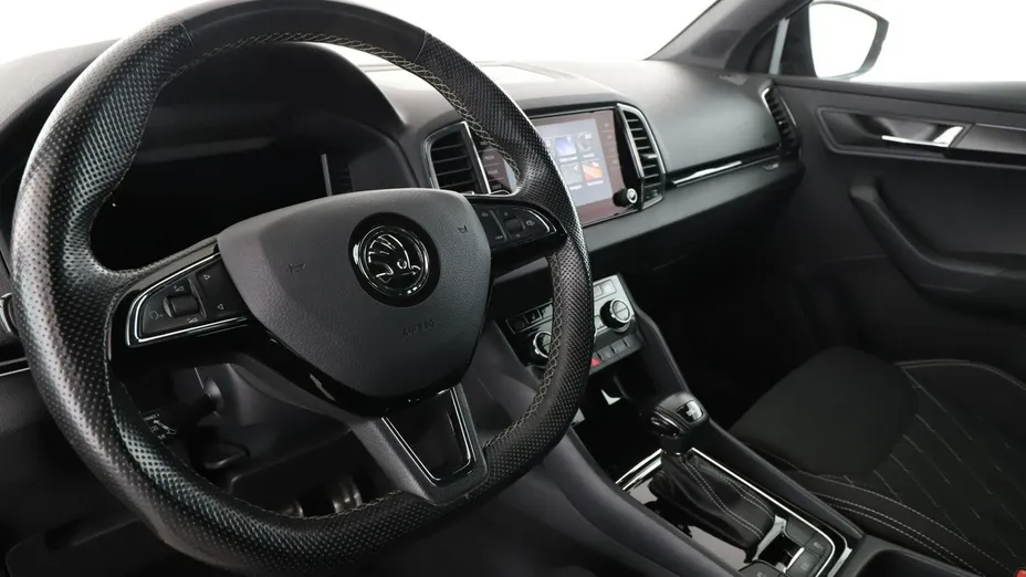 SKODA Karoq -