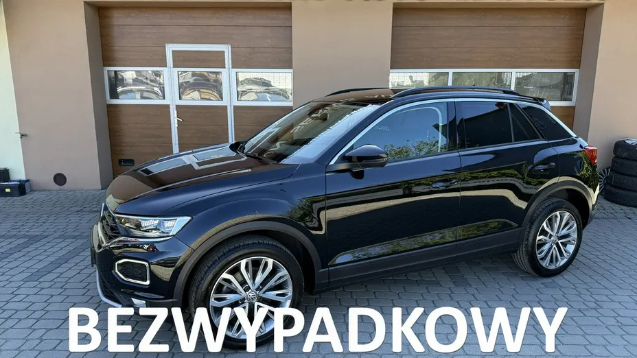 VOLKSWAGEN T-ROC -