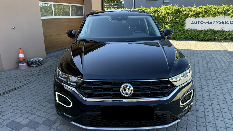 VOLKSWAGEN T-ROC -