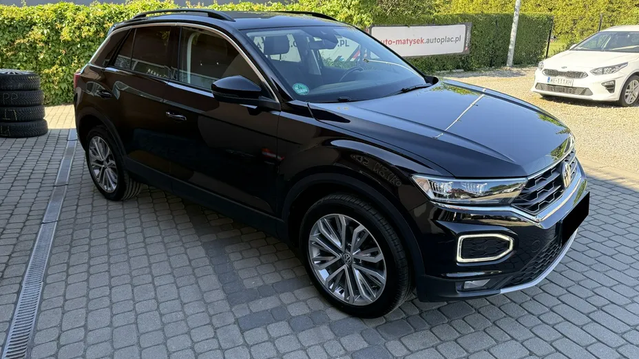 VOLKSWAGEN T-ROC -