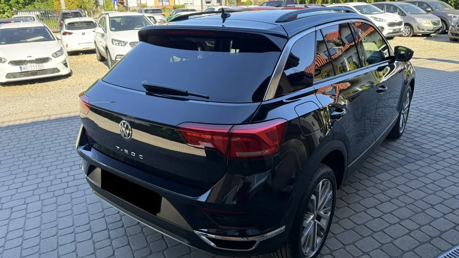 VOLKSWAGEN T-ROC -