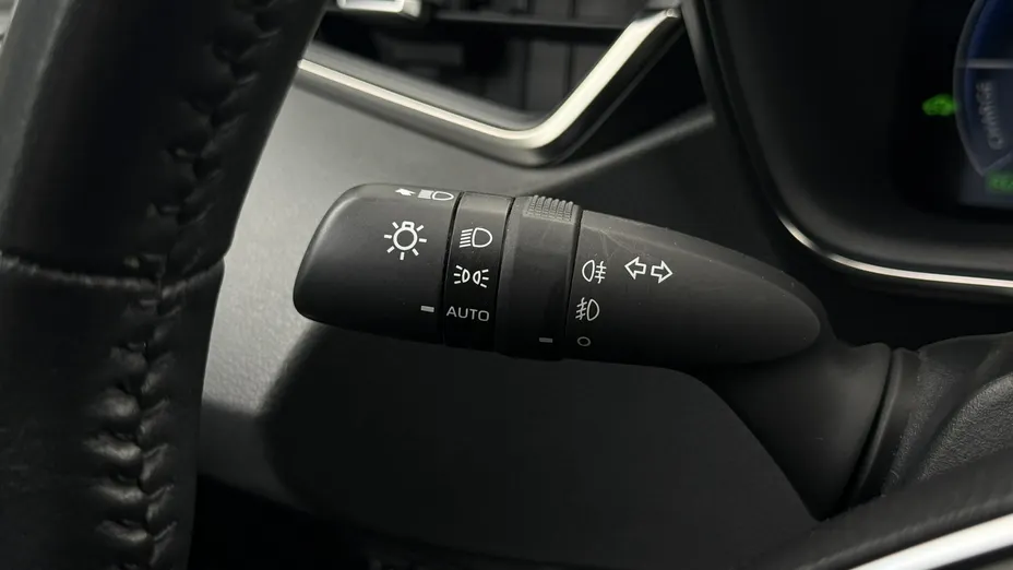 TOYOTA Corolla -