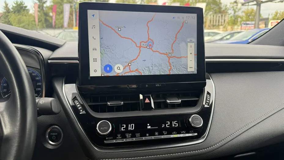 TOYOTA Corolla -