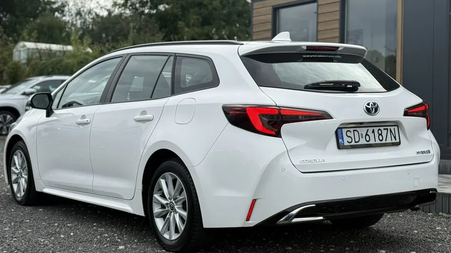 TOYOTA Corolla -