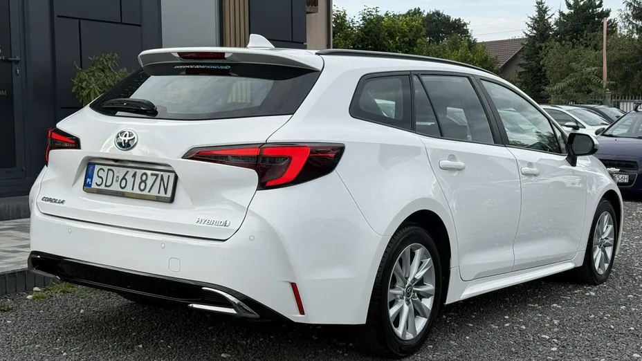 TOYOTA Corolla -