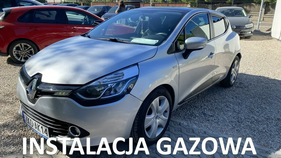 RENAULT Clio -