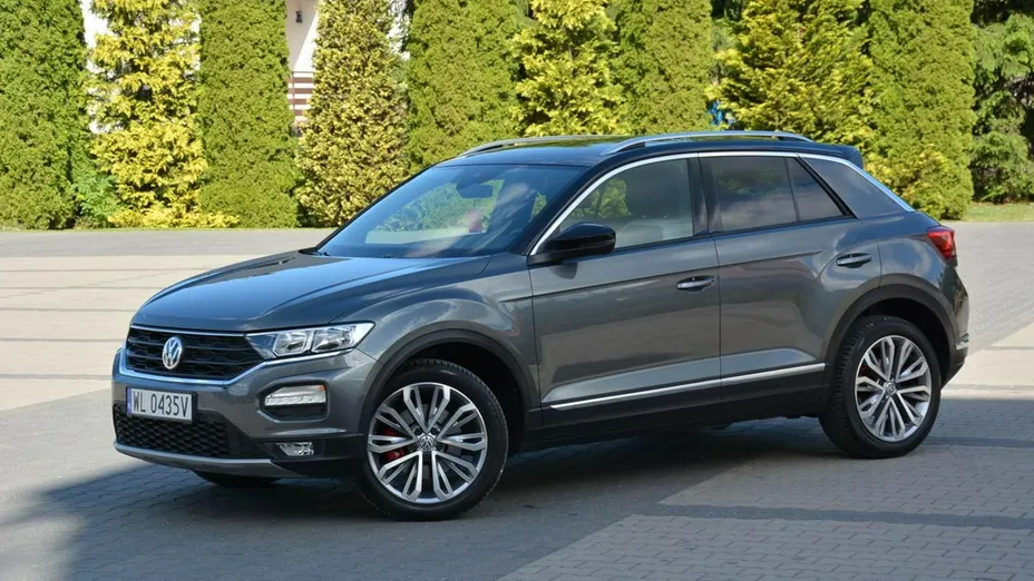VOLKSWAGEN T-ROC -