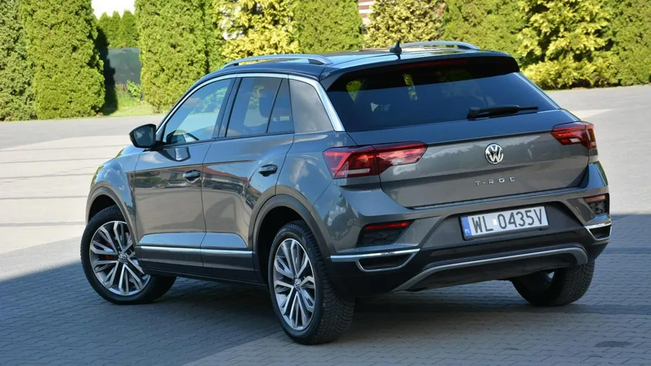 VOLKSWAGEN T-ROC -