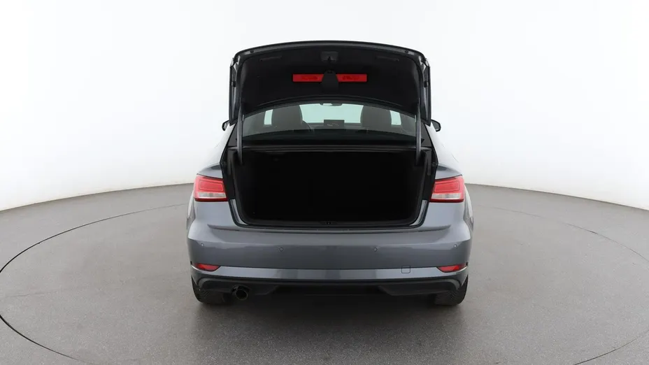 AUDI A3 -
