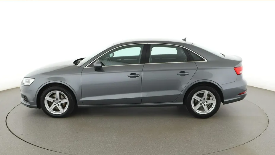 AUDI A3 -