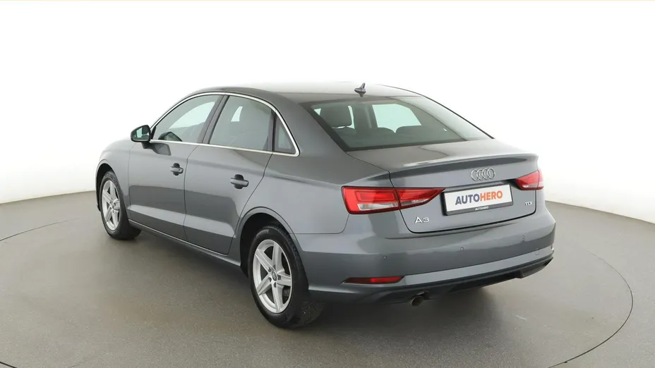 AUDI A3 -
