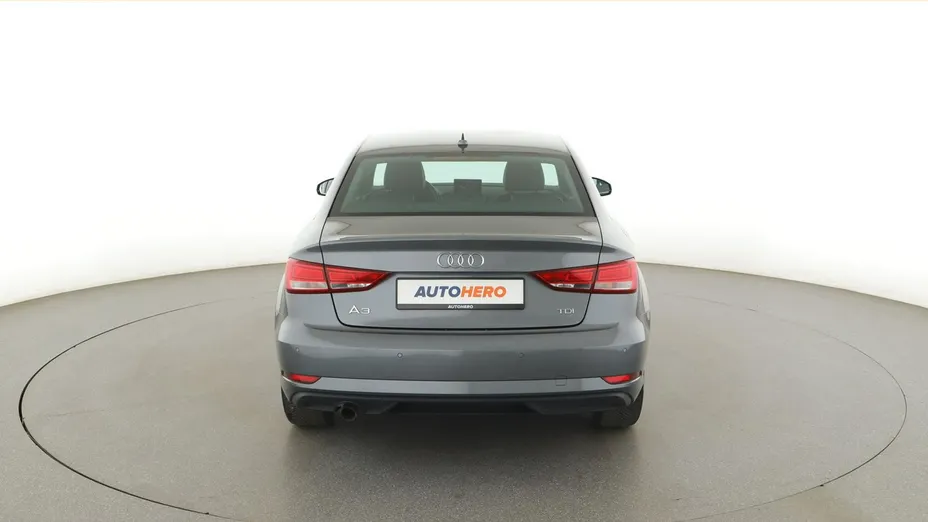 AUDI A3 -