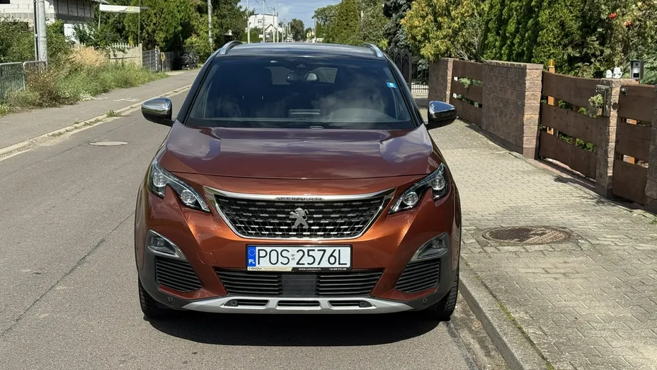 PEUGEOT 3008 -