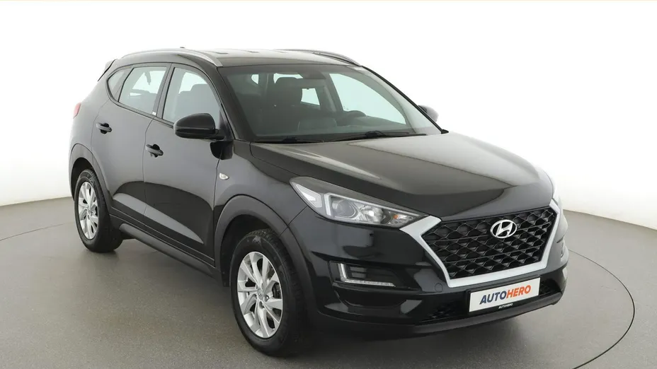 HYUNDAI Tucson -