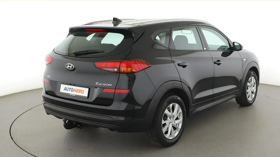 HYUNDAI Tucson -