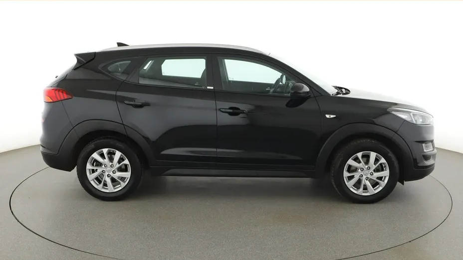 HYUNDAI Tucson -