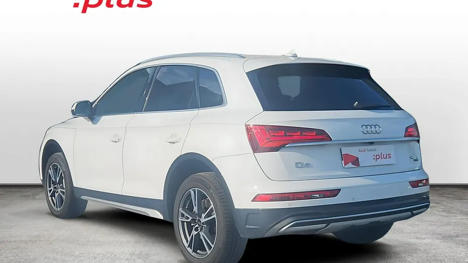 AUDI Q5 -