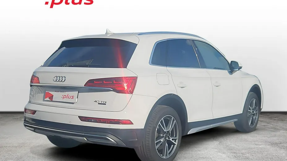AUDI Q5 -