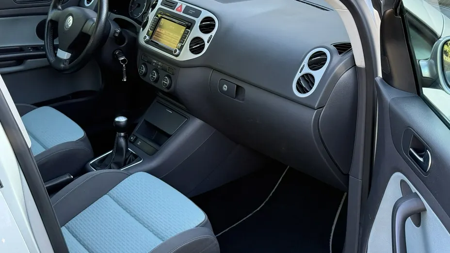 VOLKSWAGEN Golf Plus -