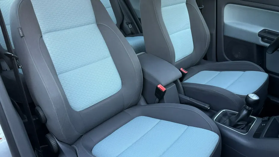 VOLKSWAGEN Golf Plus -