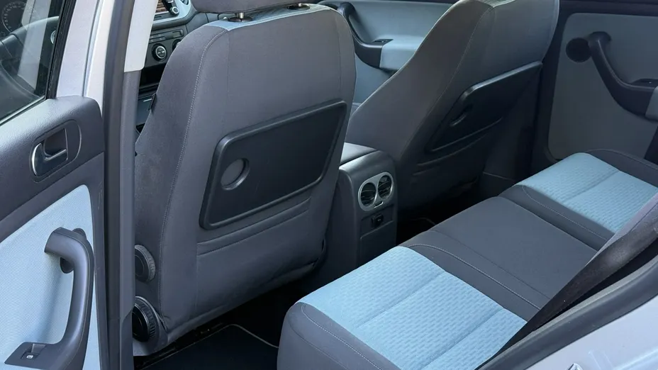 VOLKSWAGEN Golf Plus -