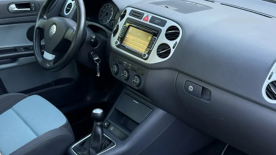 VOLKSWAGEN Golf Plus -