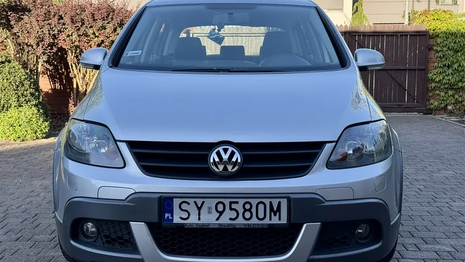 VOLKSWAGEN Golf Plus -