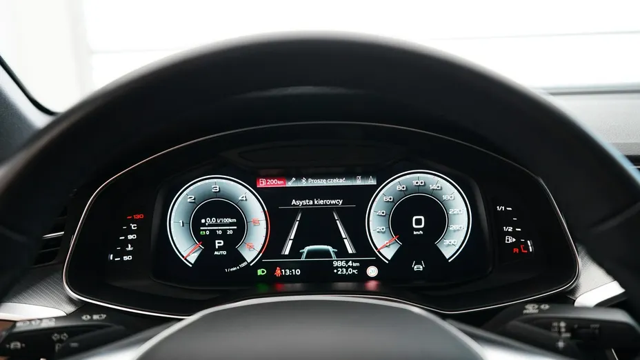 AUDI A6 -