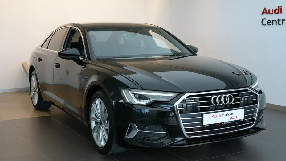 AUDI A6 -